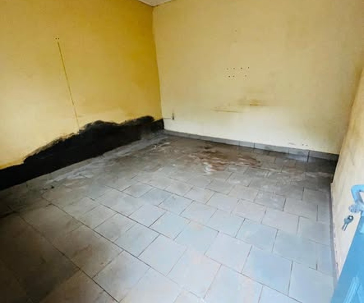 Vaste studio moderne à Santa Barbara, Douala