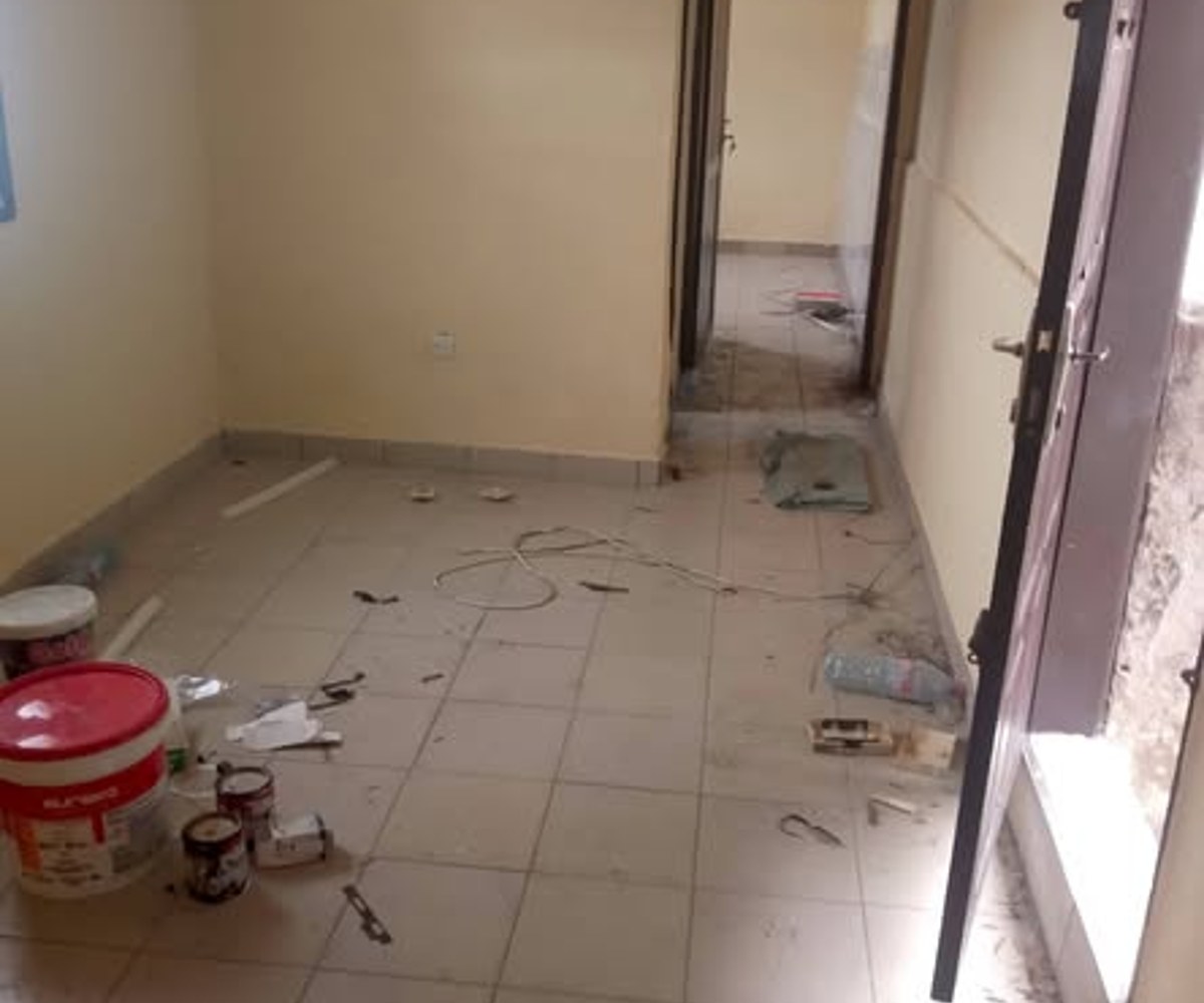 Studio moderne à louer à Beedi, Douala