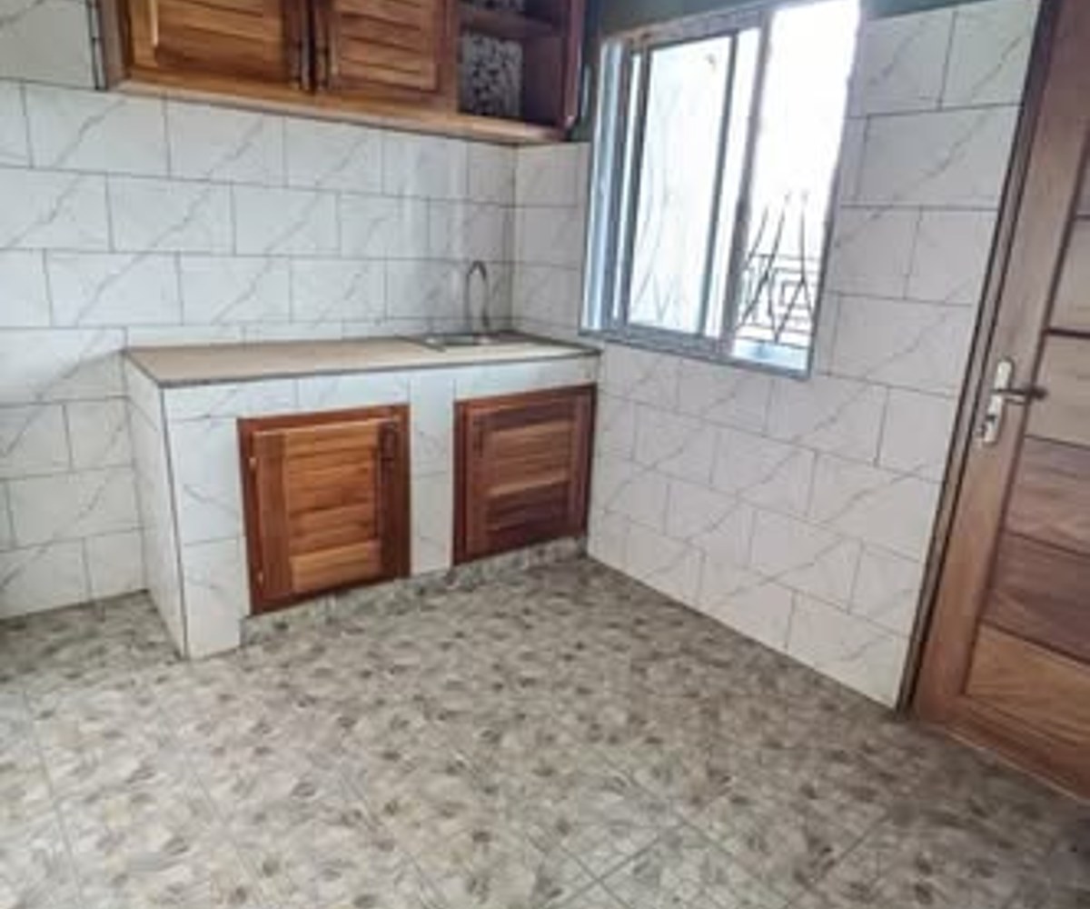Vaste appartement à louer à Messassi, Yaoundé