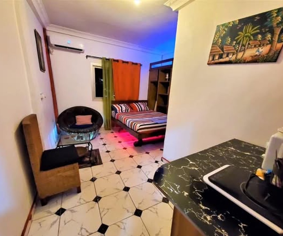 Chambre meublée à Bastos