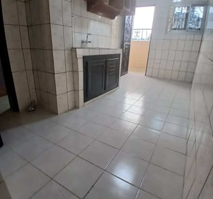 Appartement moderne haut standing staffé - Cité des Palmiers, Douala