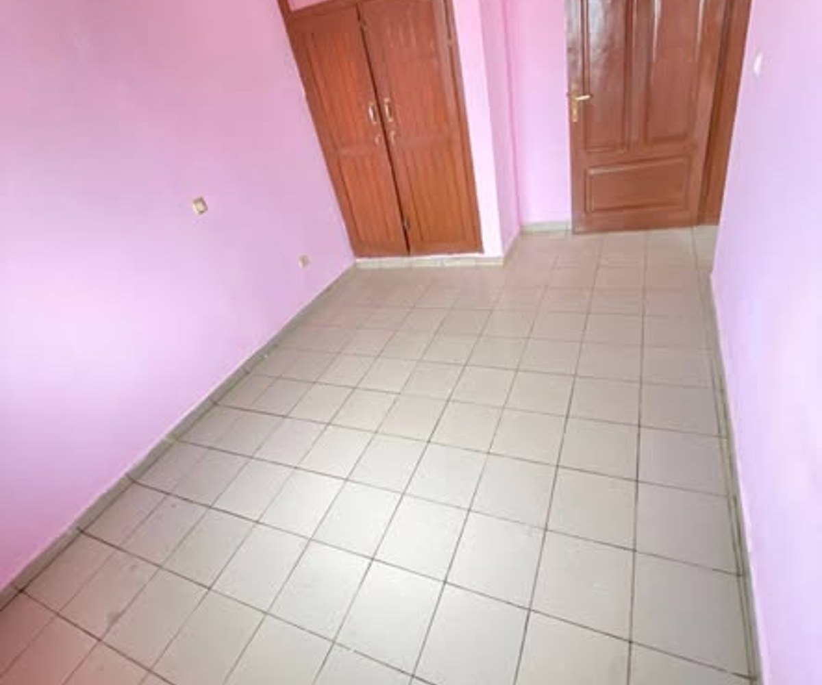 Appartement à louer à Oyom Abang - Yaoundé