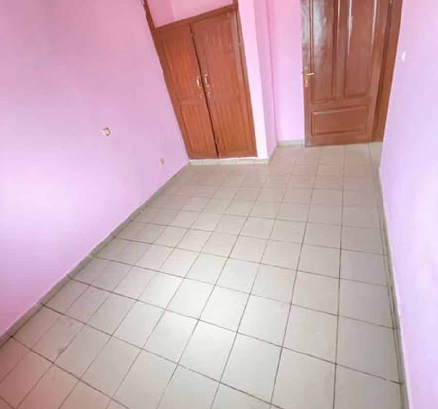 Appartement à louer à Oyom Abang - Yaoundé