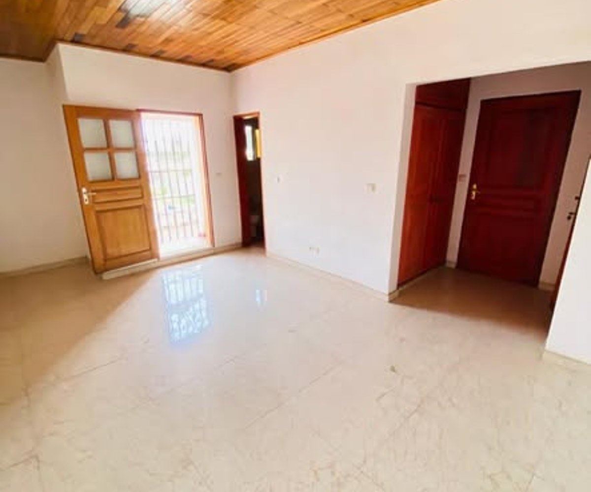 Appartement haut standing à louer à Logbessou