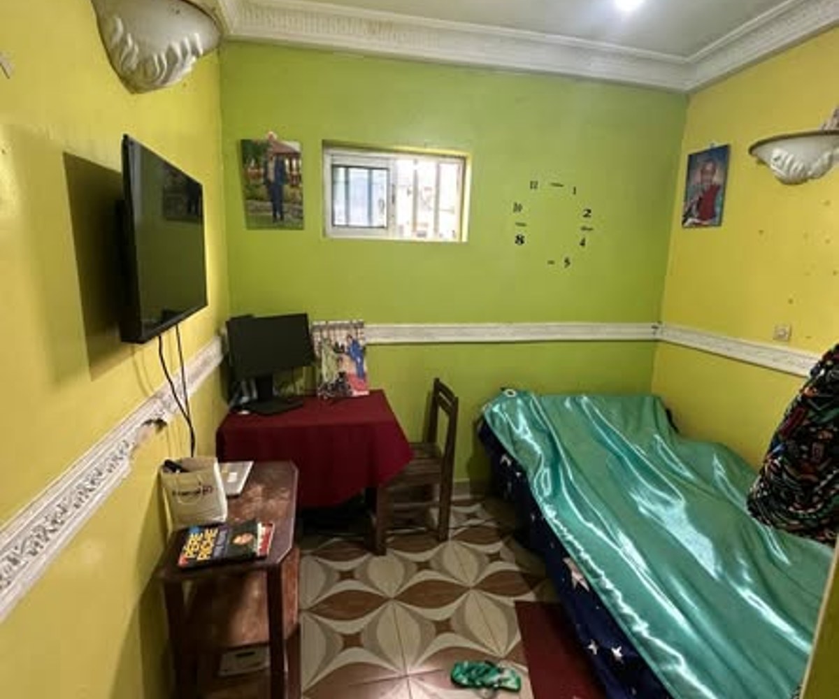 Chambre avec coin cuisine - Lycée de Biyemassi