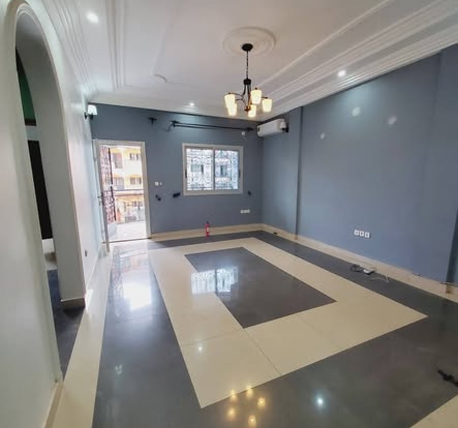 Studio moderne à louer - Mvan Santa Lucia, Yaoundé