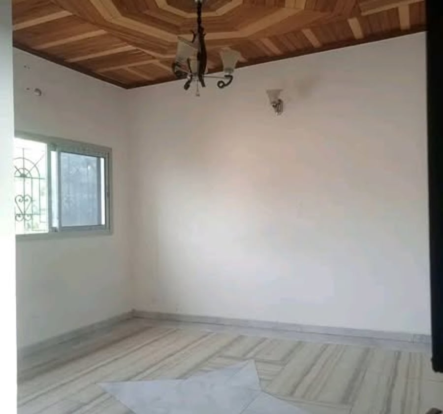 Studio moderne sécurisé à Ndogbassi - Douala