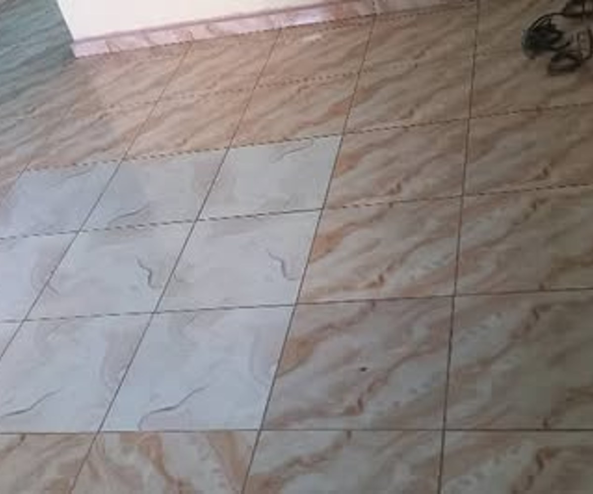 Studio moderne à Nkozoa – Nouvelle construction, parking, dans la barrière