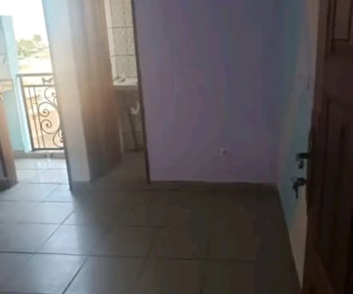 Chambre moderne 3 pièces - Nkomo, Yaoundé