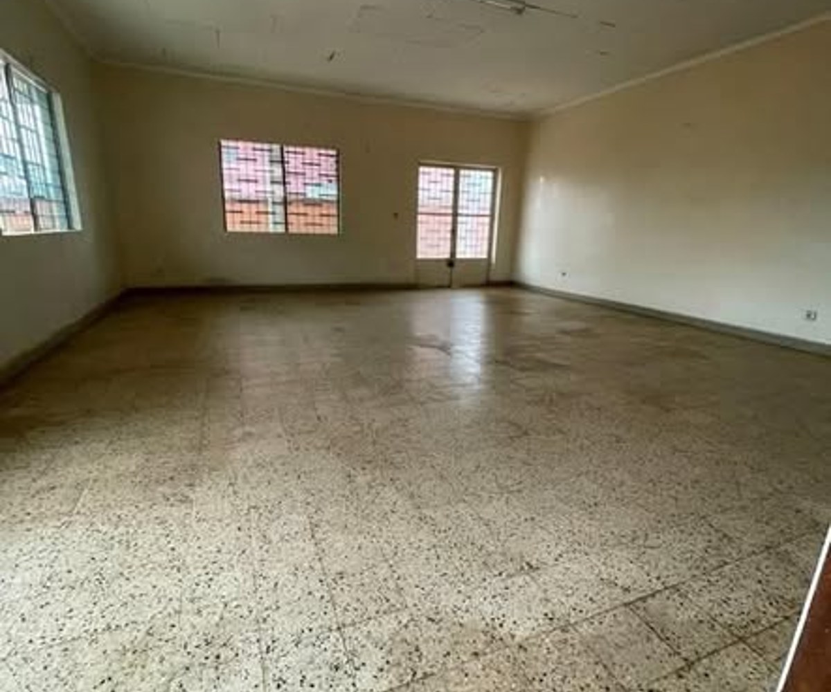 Villa de 4 chambres à louer à Melen