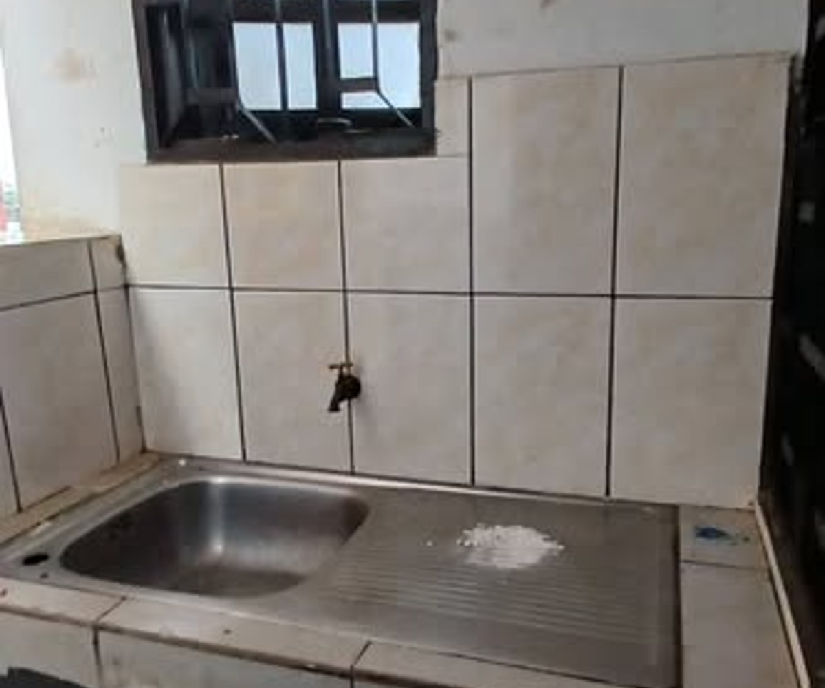 Chambre moderne à Ange Raphaël, Douala