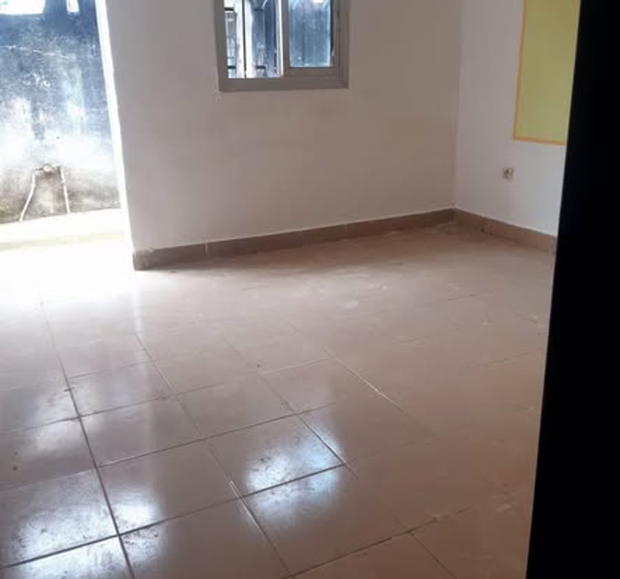 Studio moderne à louer Ndogpassi II