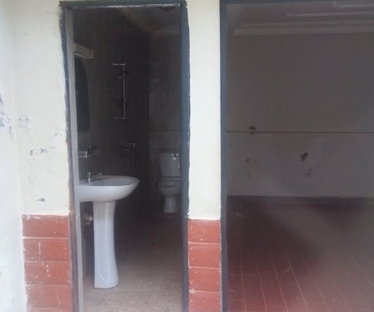 Maison de 6 chambres à louer - Simbock, Yaoundé