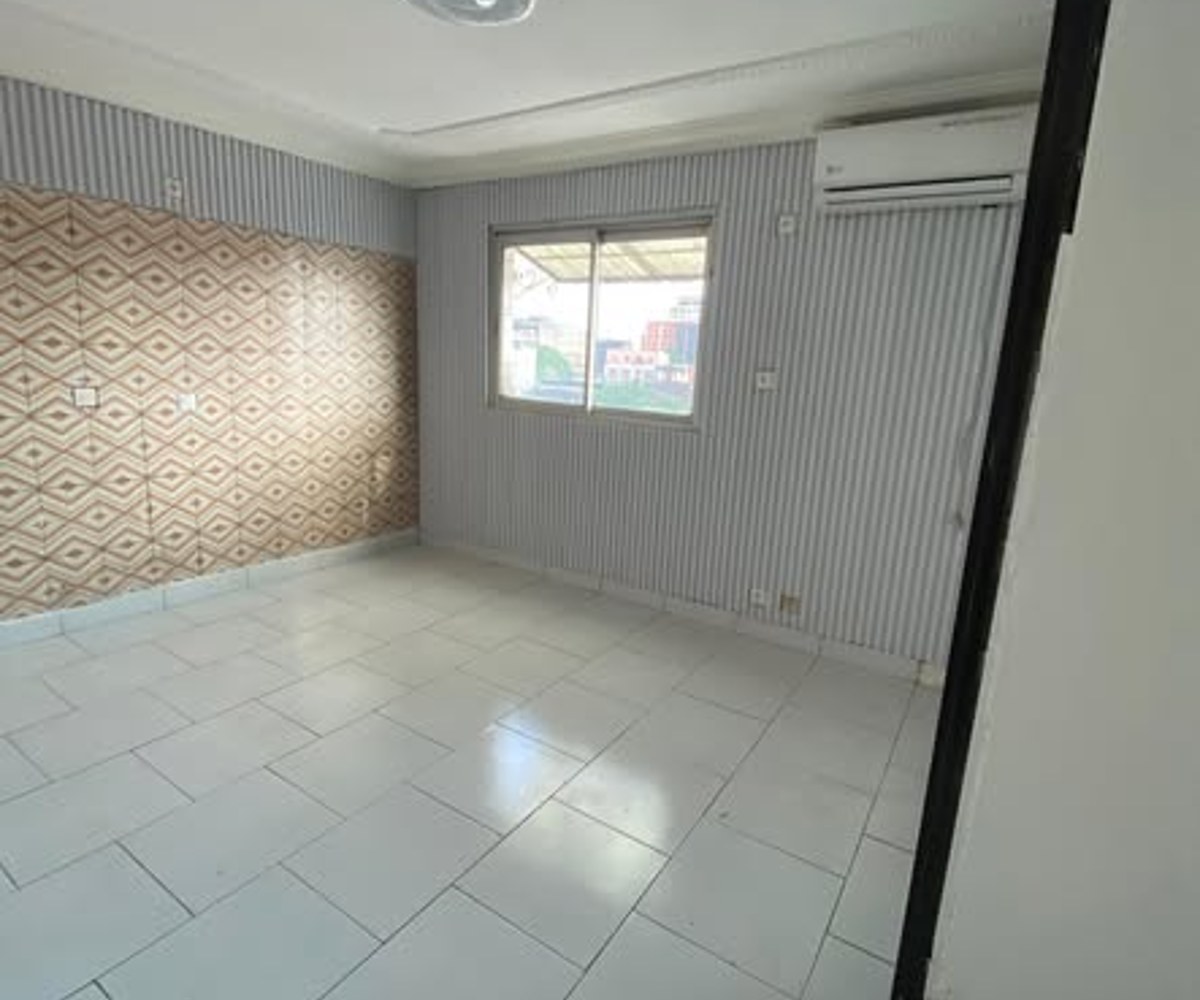 Studio cadre personnel à louer - Akwa Douala