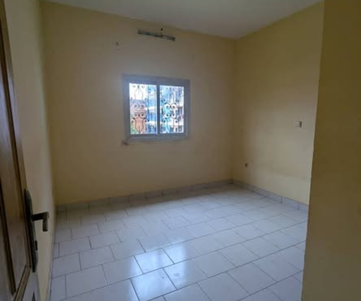 Appartement moderne à louer à Odza