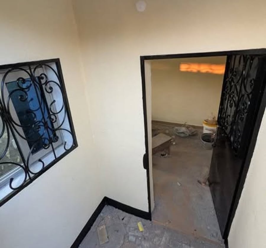 Chambre 3 pièces à Tsinga Village - Nouvelle construction