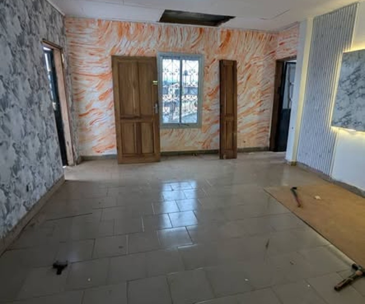 Appartement à louer à Éléveur