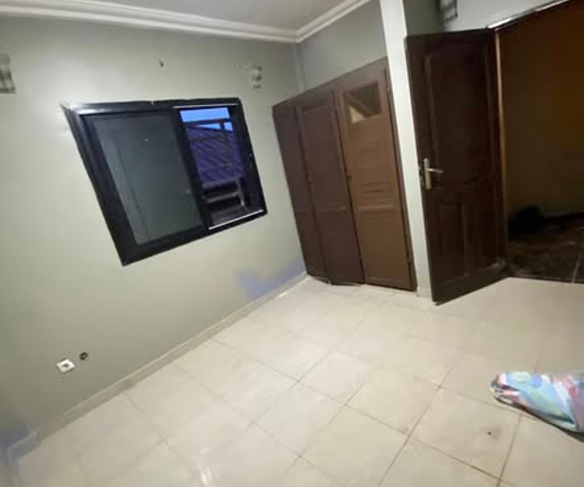 Studio moderne à Nsam (Obam) - Yaoundé