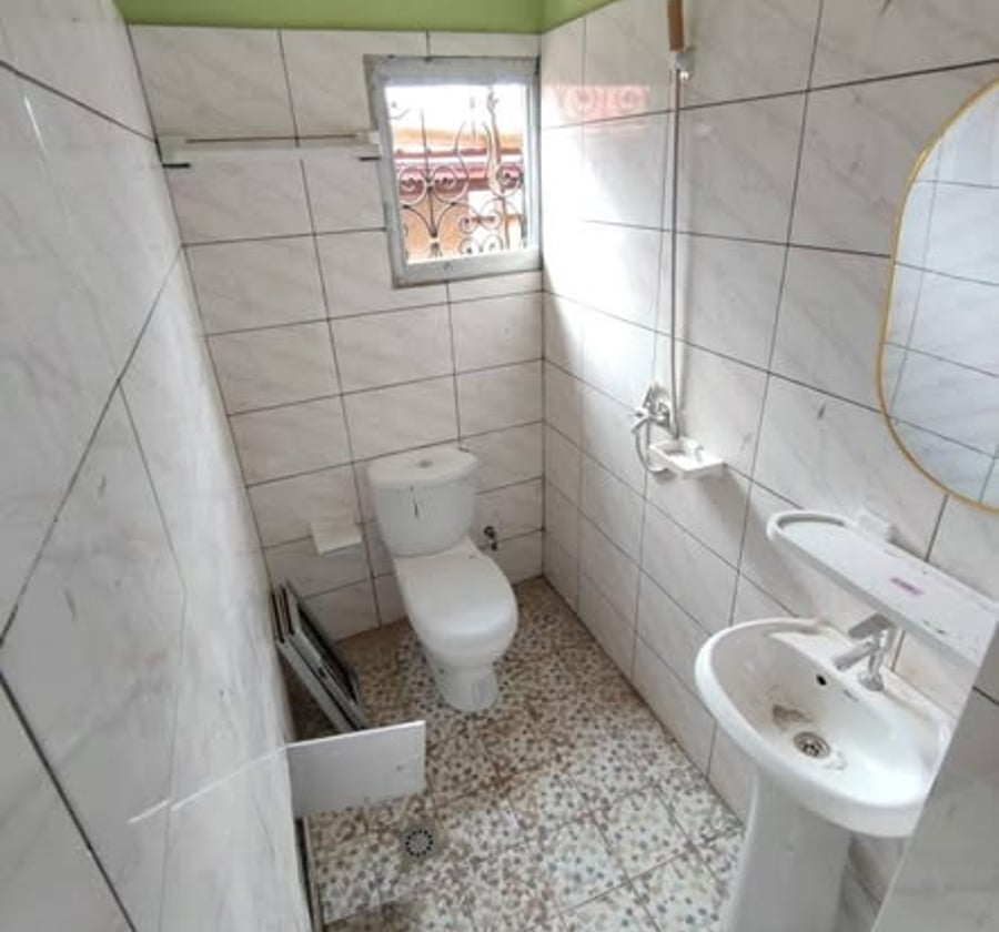 Studio neuf à Fourgerol, Yaoundé