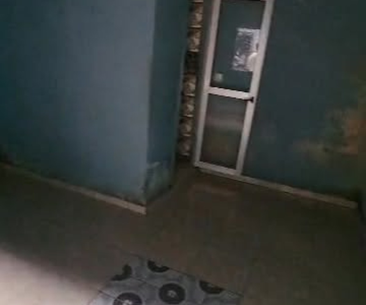 Chambre moderne à louer - Makepe, Douala