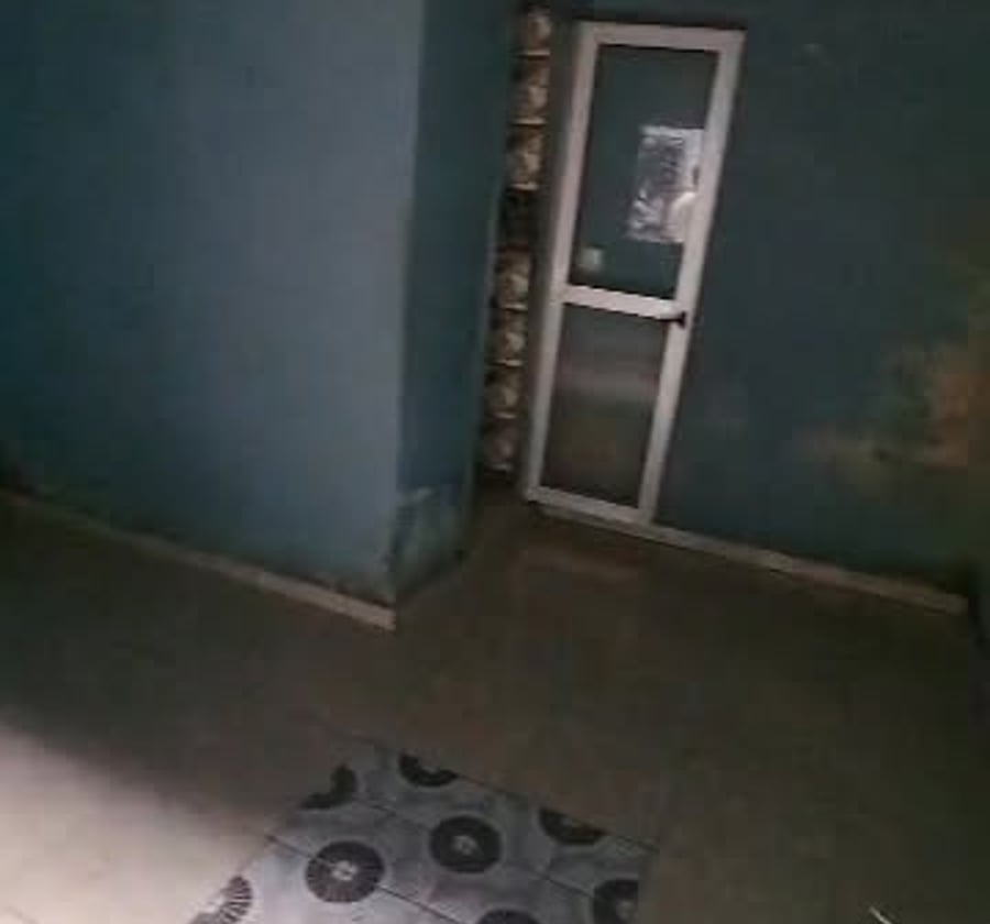 Chambre moderne à louer - Makepe, Douala