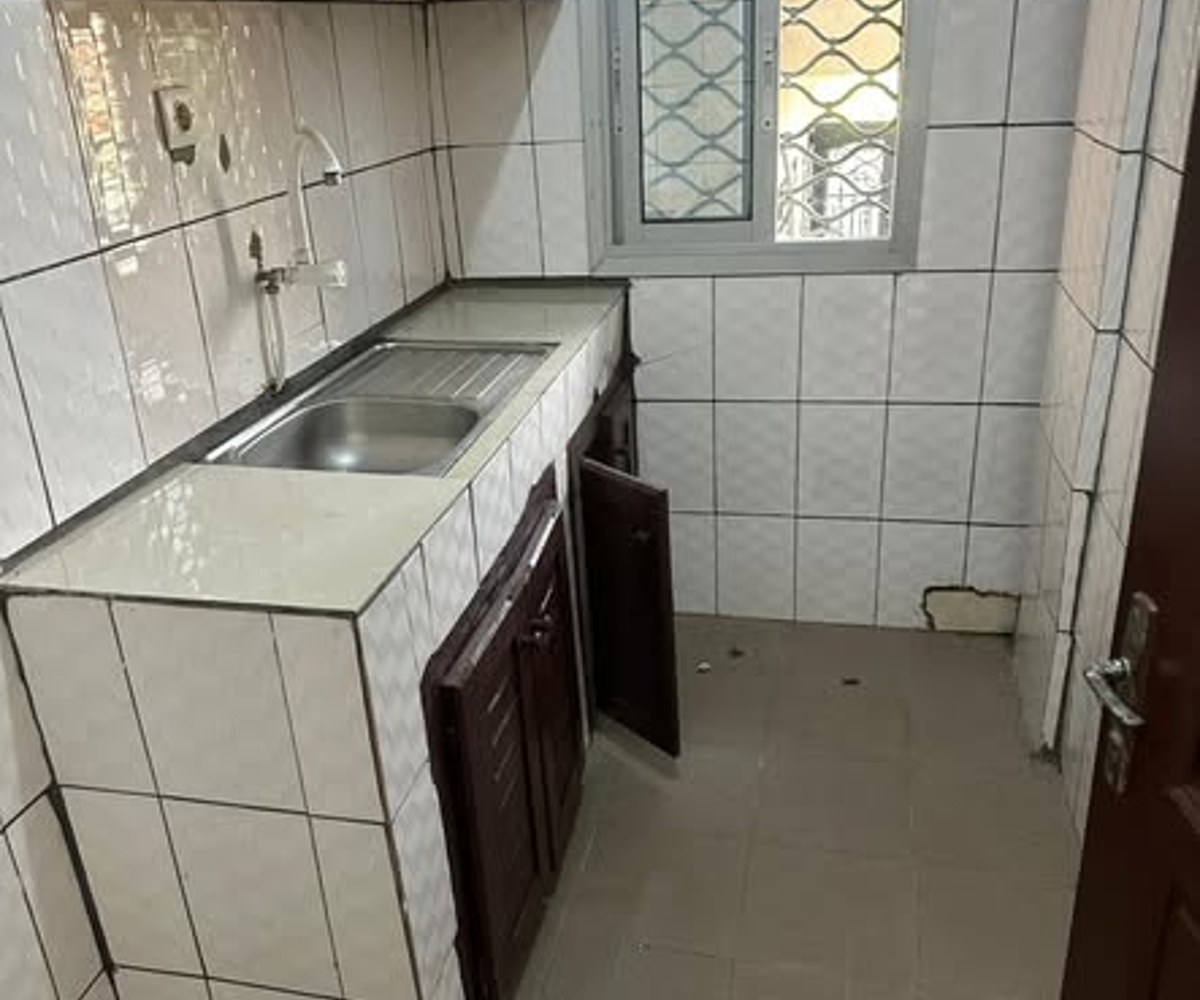 Studio à louer à Kotto