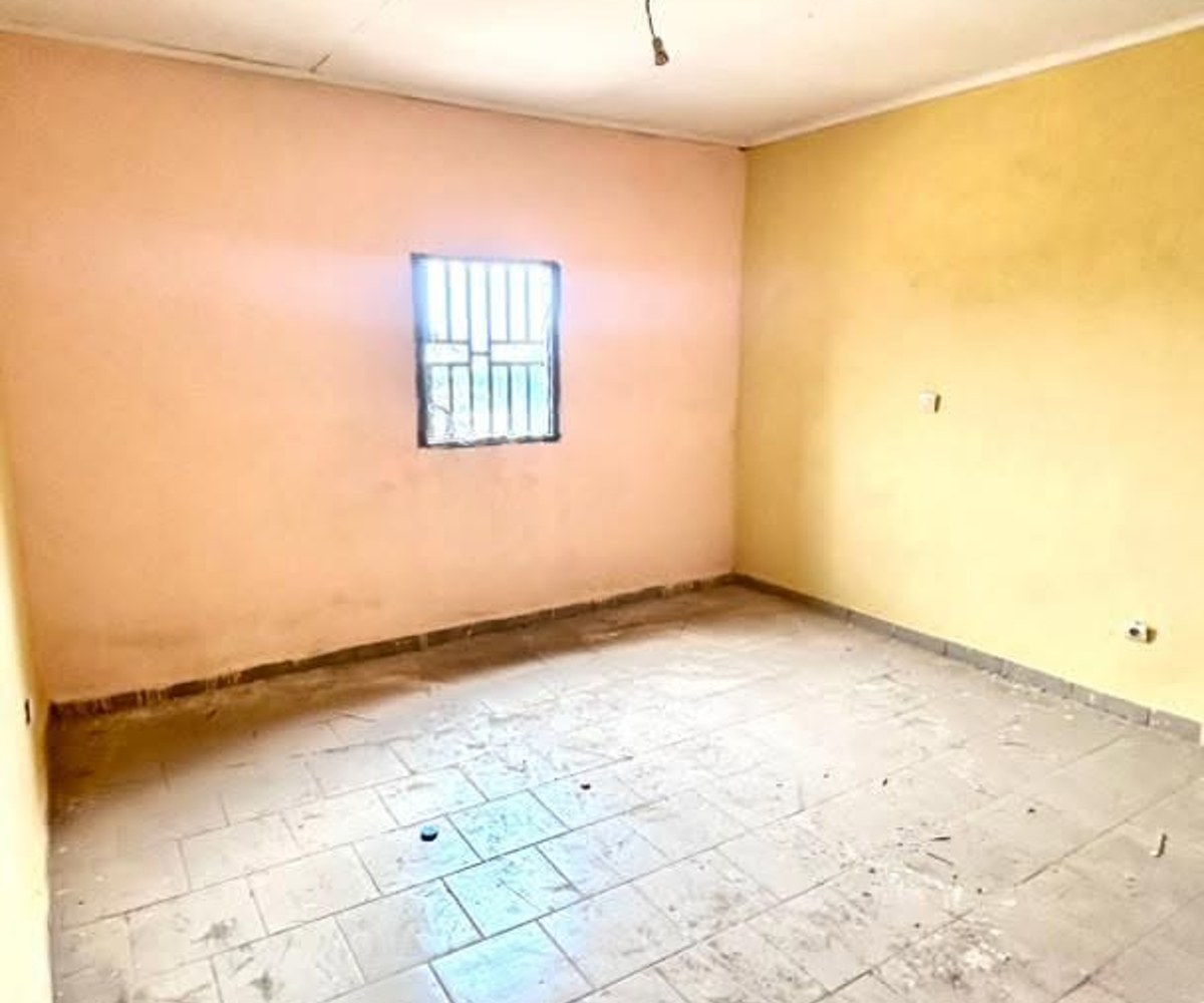 Chambre moderne avec douche et cuisine - Nsam Yaoundé