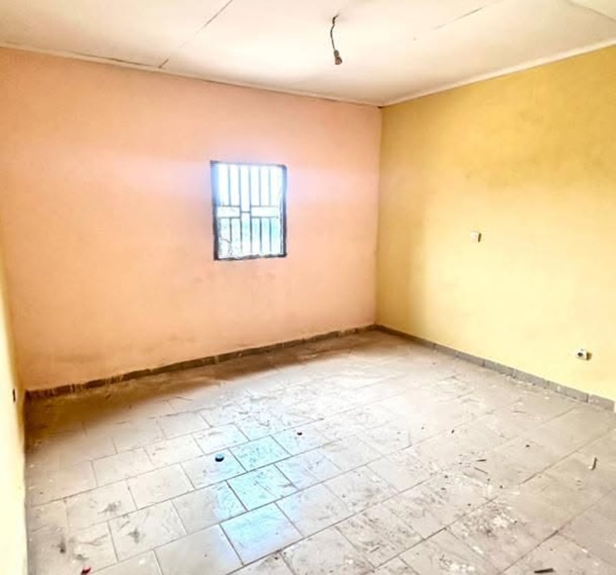 Chambre moderne avec douche et cuisine - Nsam Yaoundé