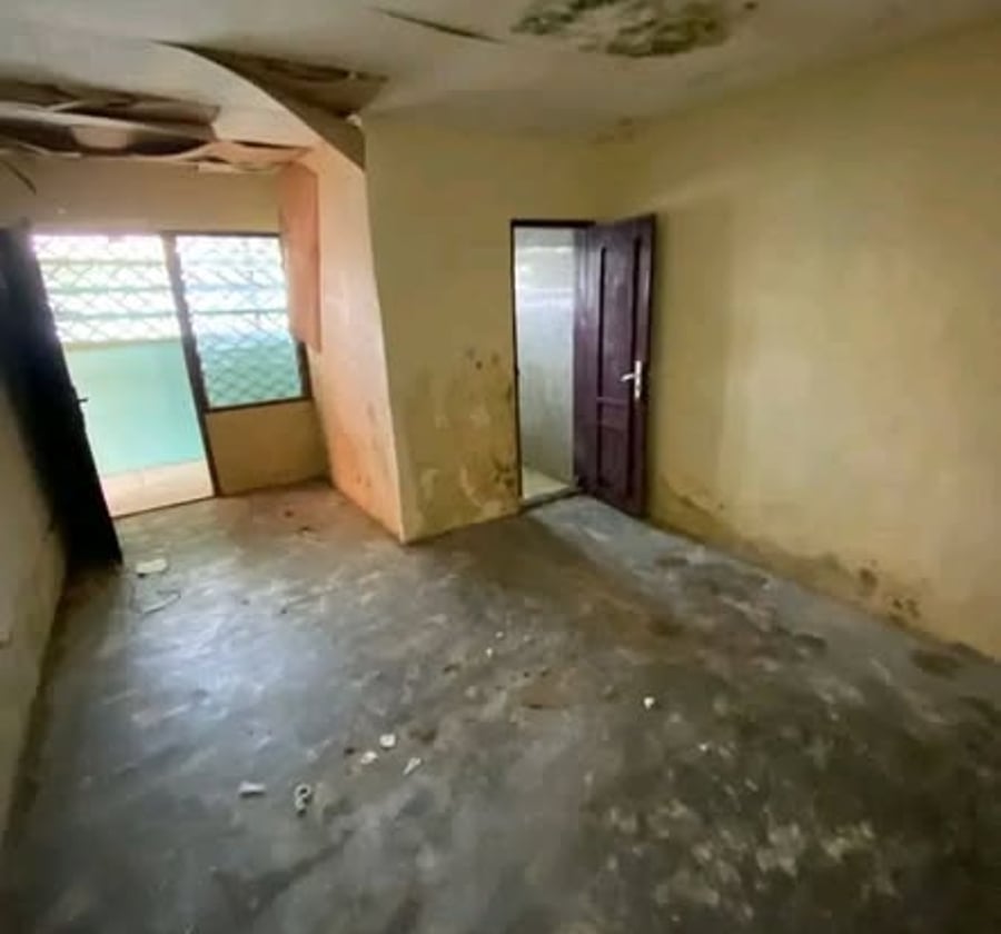 Maison basse à louer - Akwa Nord - 2 chambres