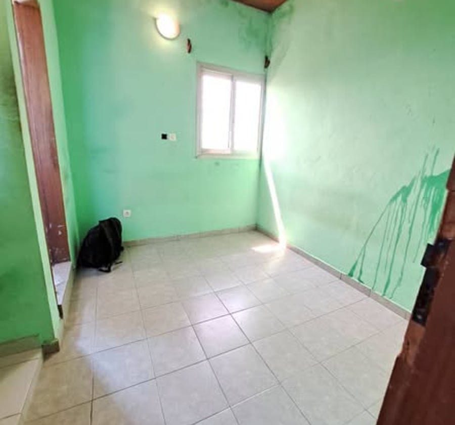 Chambre à louer à Logbessou