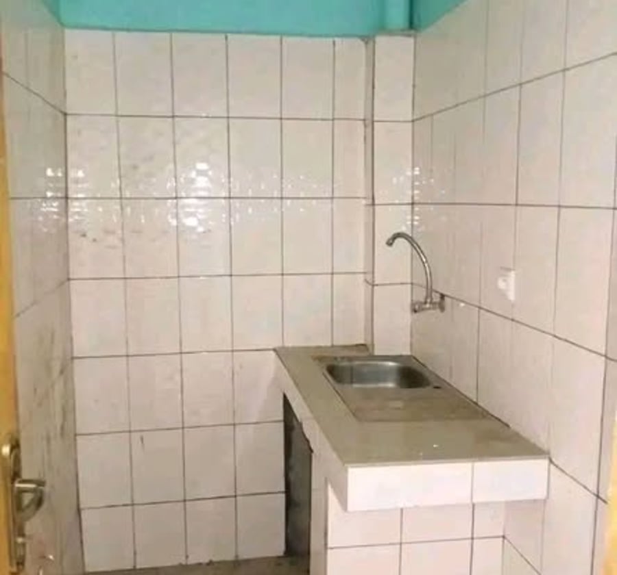 Chambre moderne à louer à Texaco Omnisport