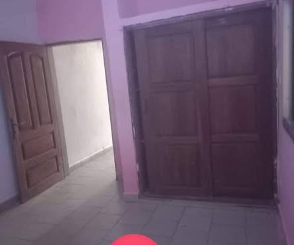 Studio à louer à Ndogbong