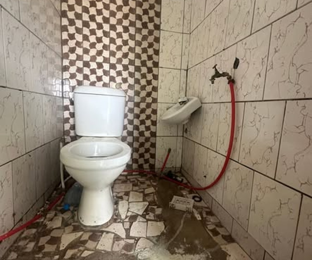 Studio moderne 4 pièces à PK 14 Douala