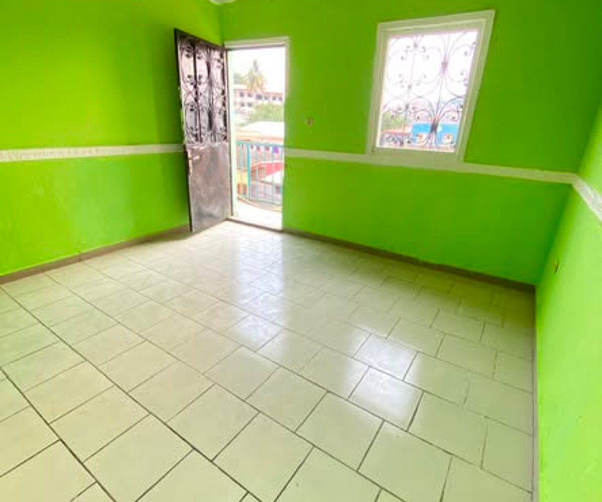 Chambre moderne à louer à TKC