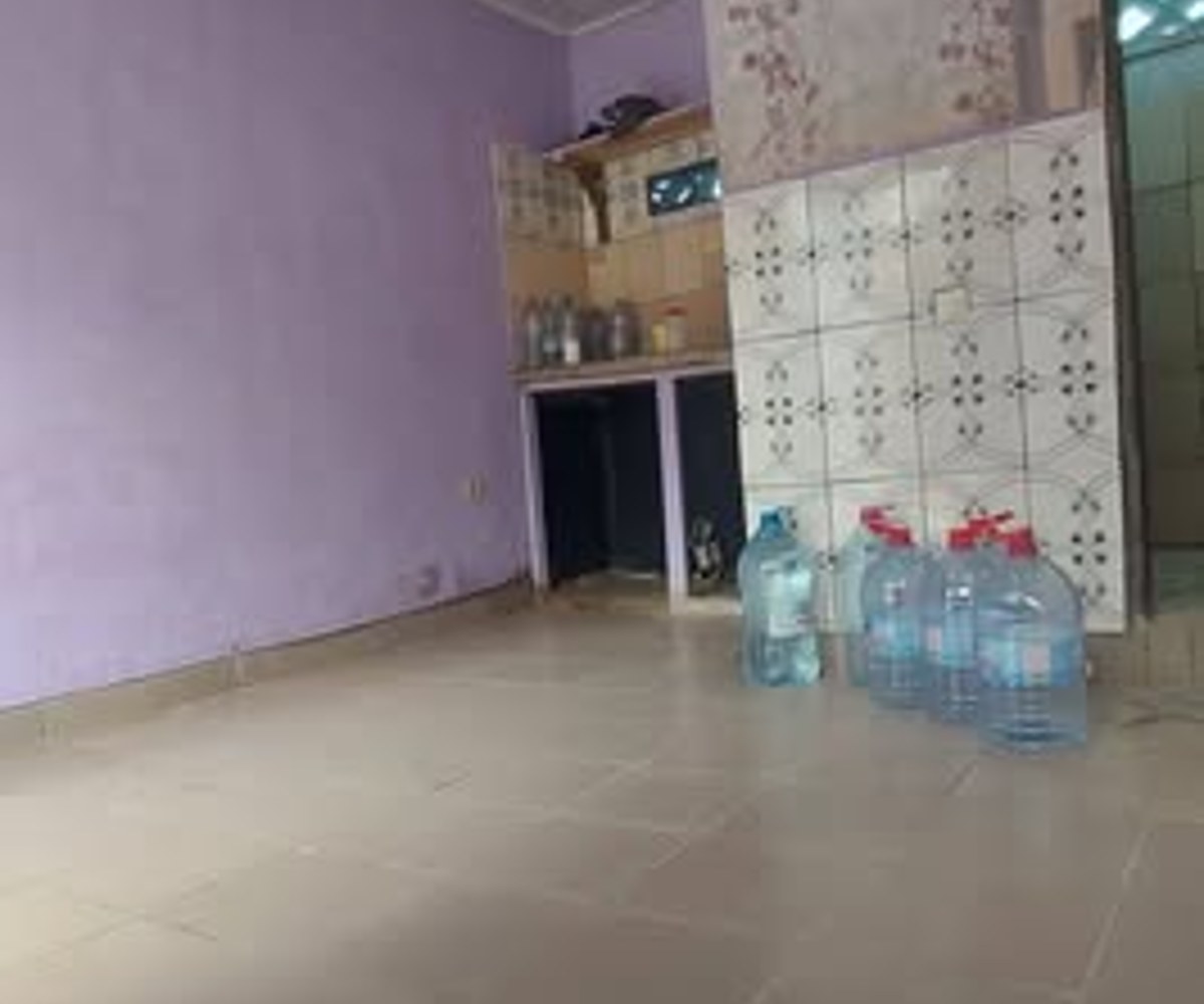 Chambre moderne avec cuisine à Ange Raphaël, Douala
