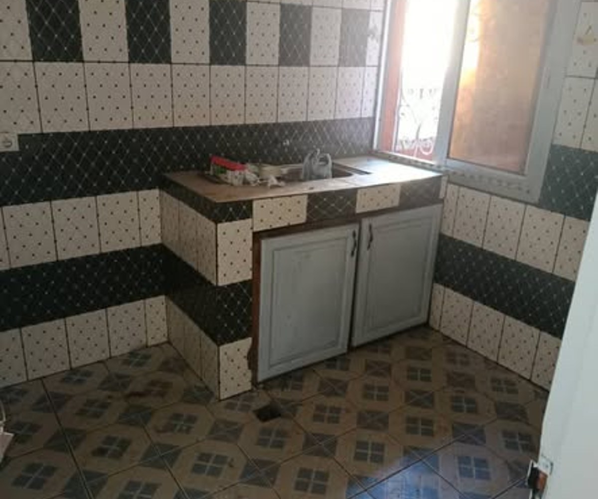 Studio moderne à louer à Messassi - 60 000 FCFA