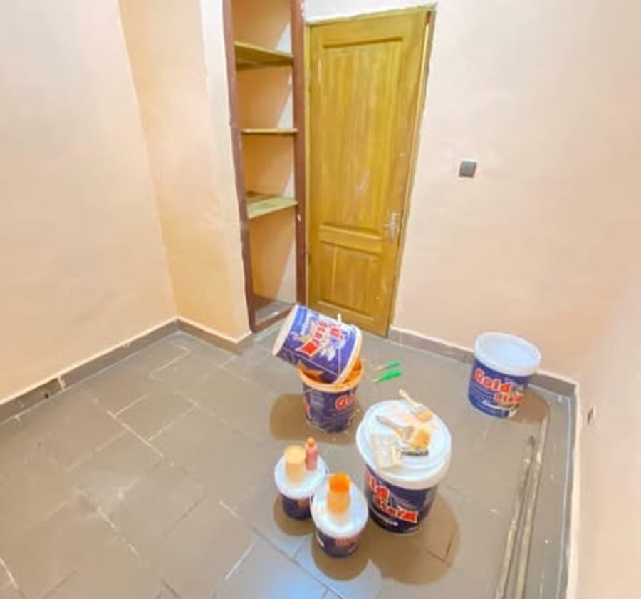 Appartement 2 chambres à Efoulan - 80 000 XAF/mois