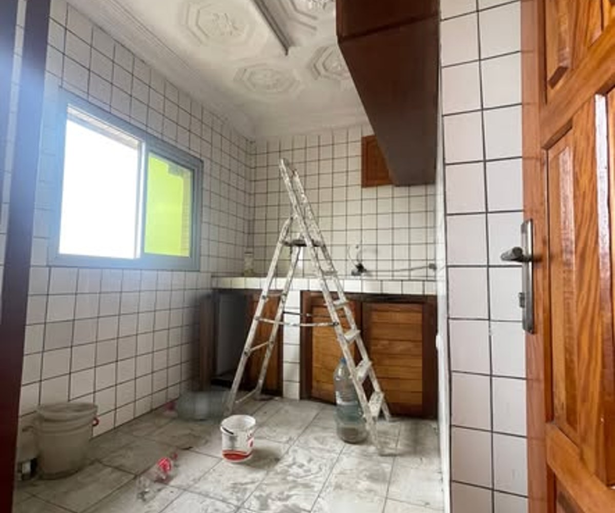 Appartement staffé à louer à Ndogbong, Douala