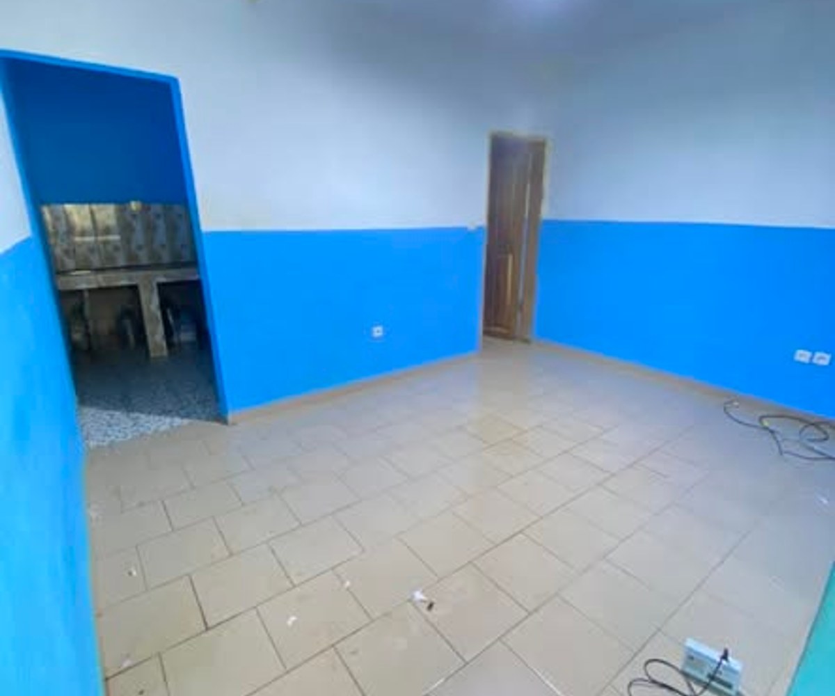Studio moderne à louer à Etoug-Ebe