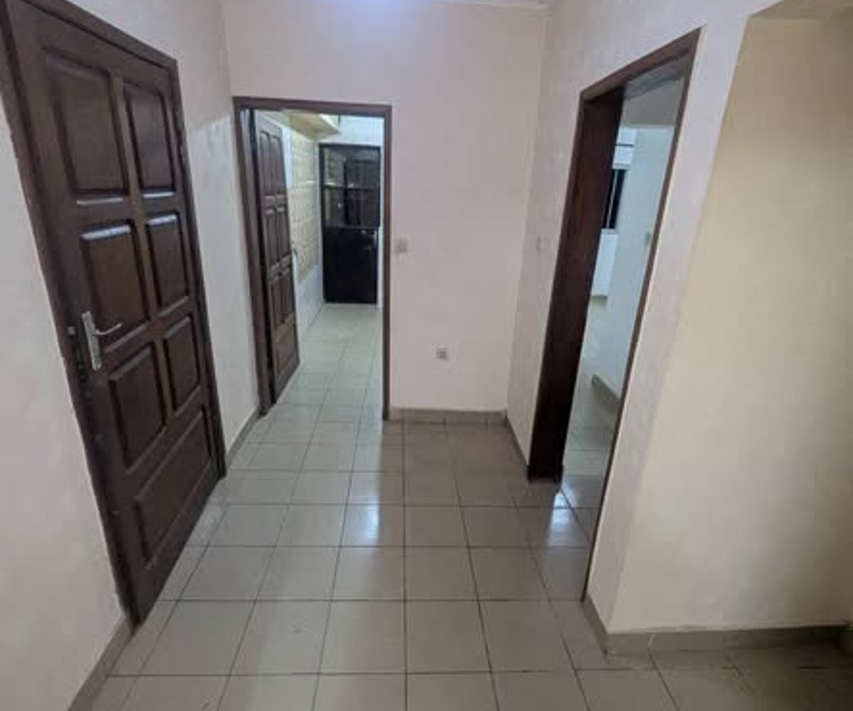 Vaste studio haut standing - Makepe Douala