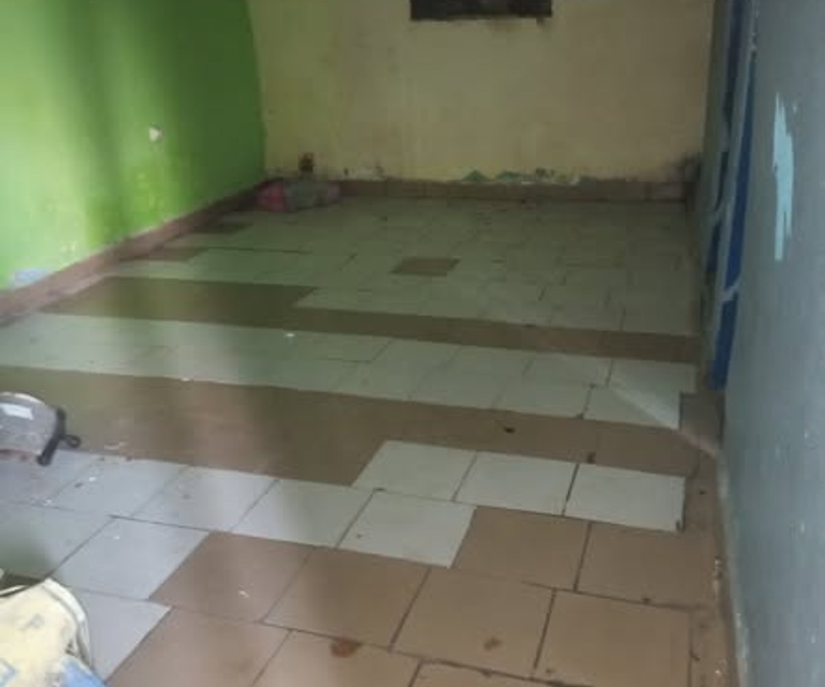 Studio moderne 4 pièces - PK8 Douala
