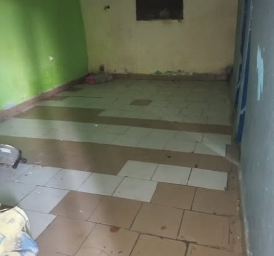 Studio moderne 4 pièces - PK8 Douala