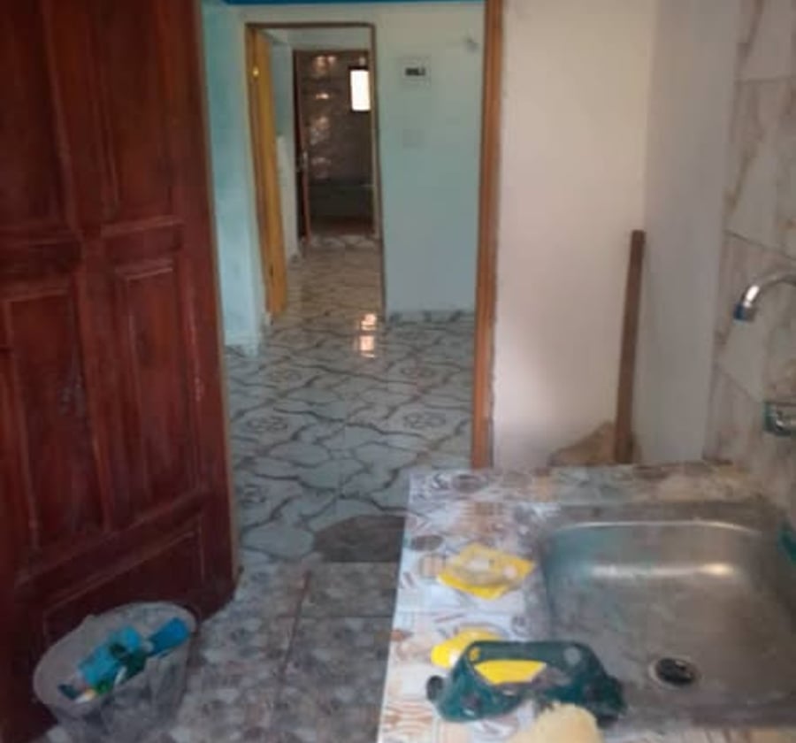 Studio moderne 4 pièces à louer – Yaoundé Efoulan