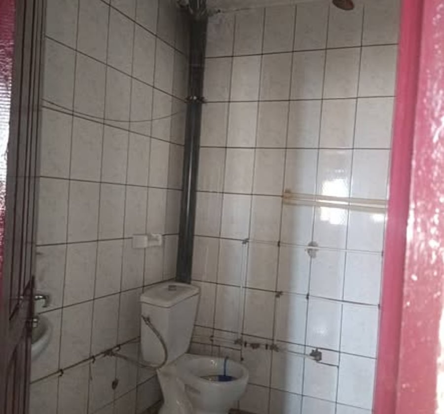 Grand appartement moderne à PK 8, Douala