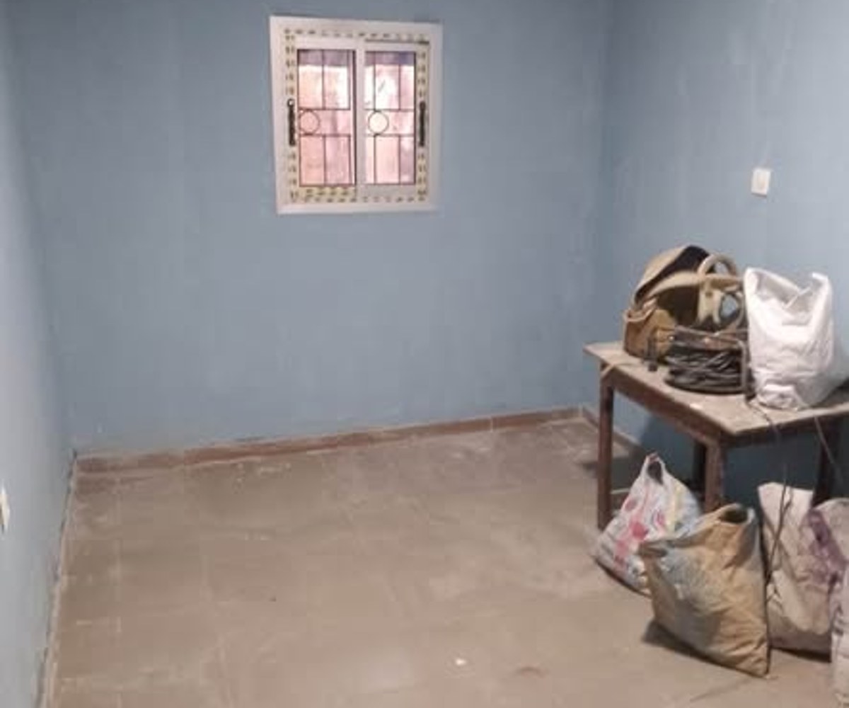 Chambre moderne à louer à Bonaberi