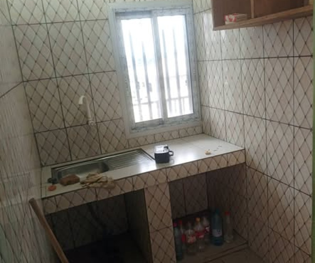 Studio moderne à louer - Ndogpassi II