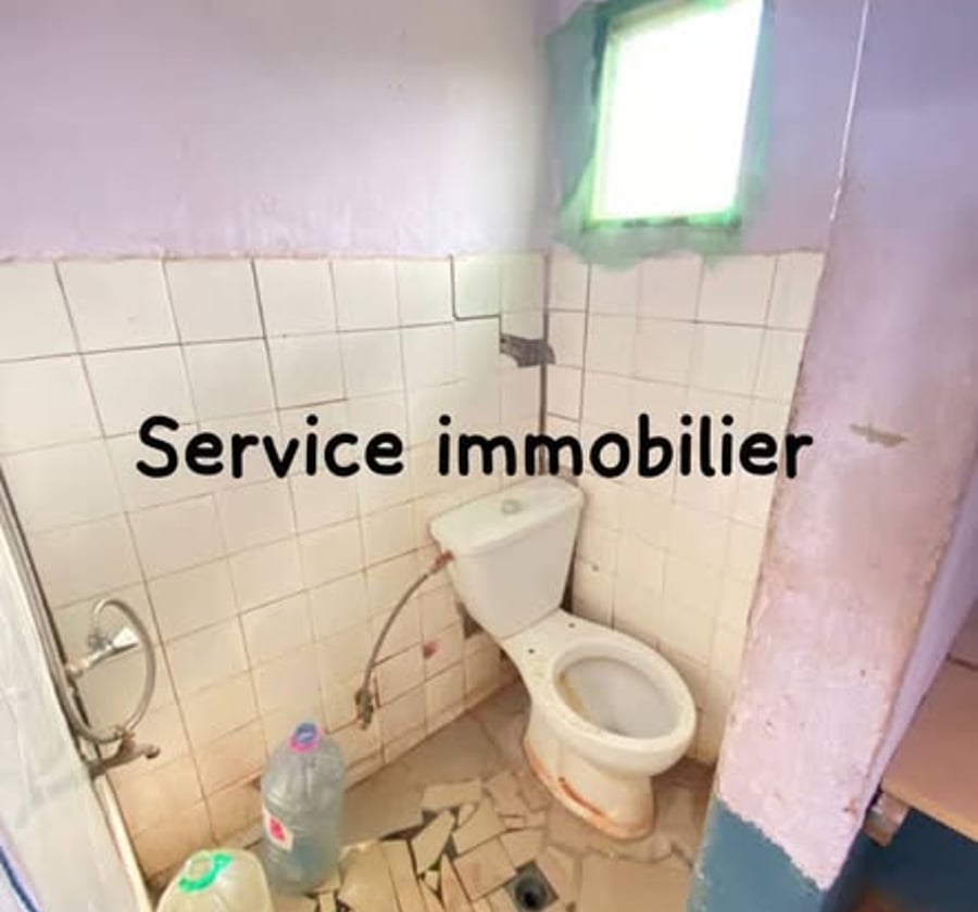 Chambre moderne à louer à École de Poste, Yaoundé