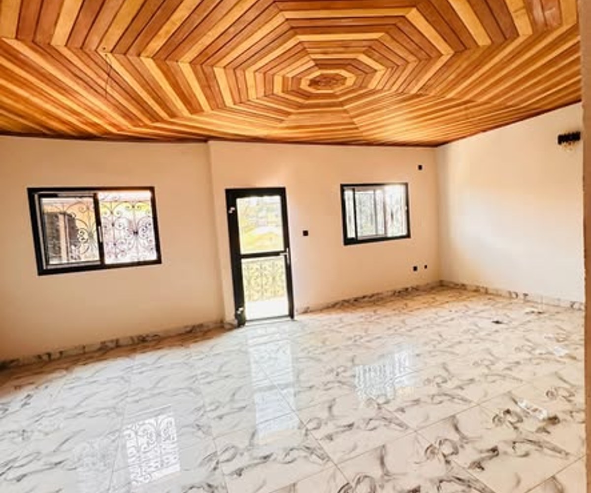 Appartement à louer à Odza - 3 chambres