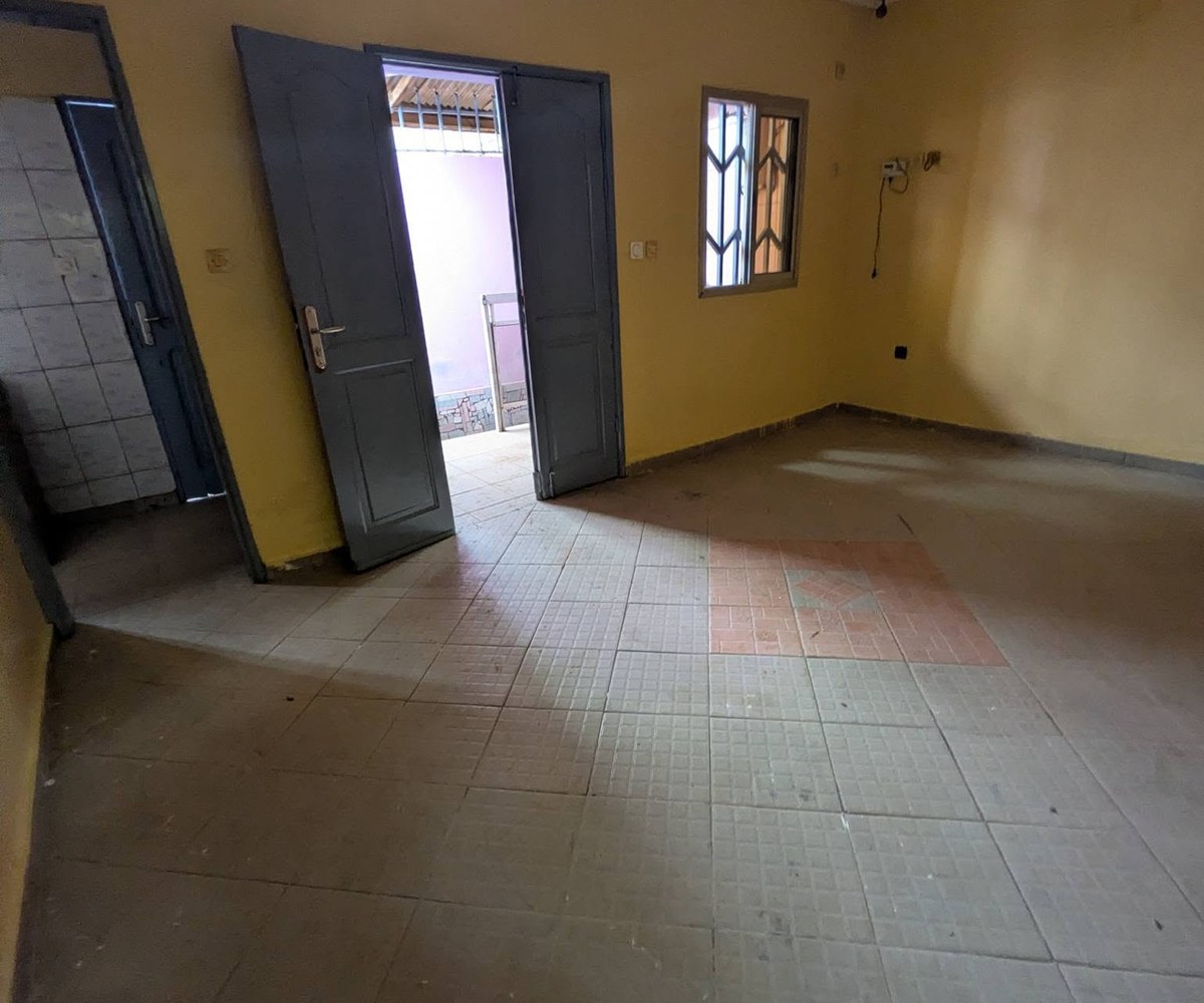 Appartement 2 chambres - Odza Borne 10