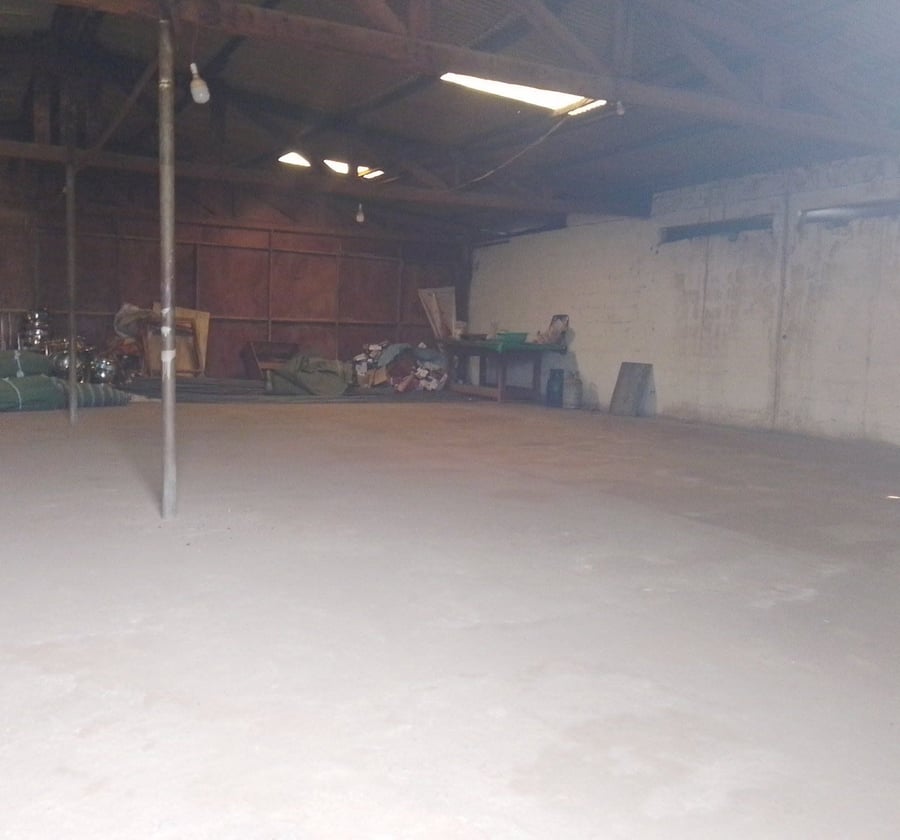 Magasin de stockage à louer – Odza Messamendongo